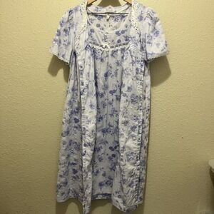 VTG Character Nightgown Robe Set Women's Lilac Floral‎ Cottage Core Grandma